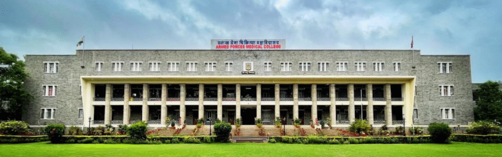 Armed Forces Medical College (AFMC) in Pune is one of the best government medical colleges.
