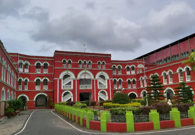 Bishop Westcott Boys’ School Namkum is a prestigious ICSE board school in Ranchi.